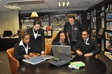  Students make use of QRC's great library facilities.